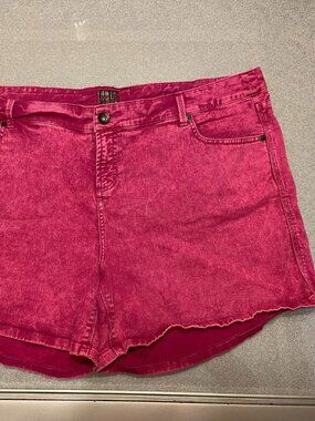 TORRID PINK DENIM SHORTS SIZE 24 PLUS